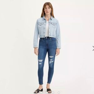 Levis’ 721 High Rise Skinny